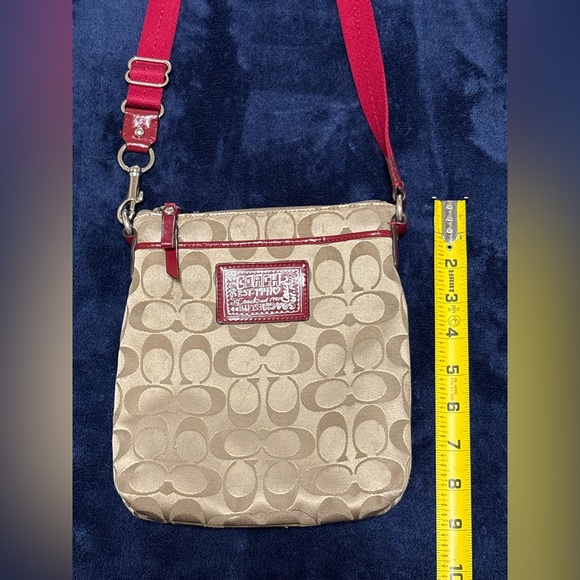 Coach Red Cross Body Purse - Picture 9 of 10